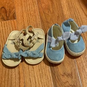 Gap baby shoes